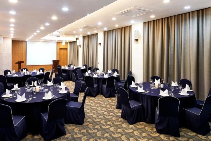 Hotel Thesoom Forest Йонгин Екстериор снимка