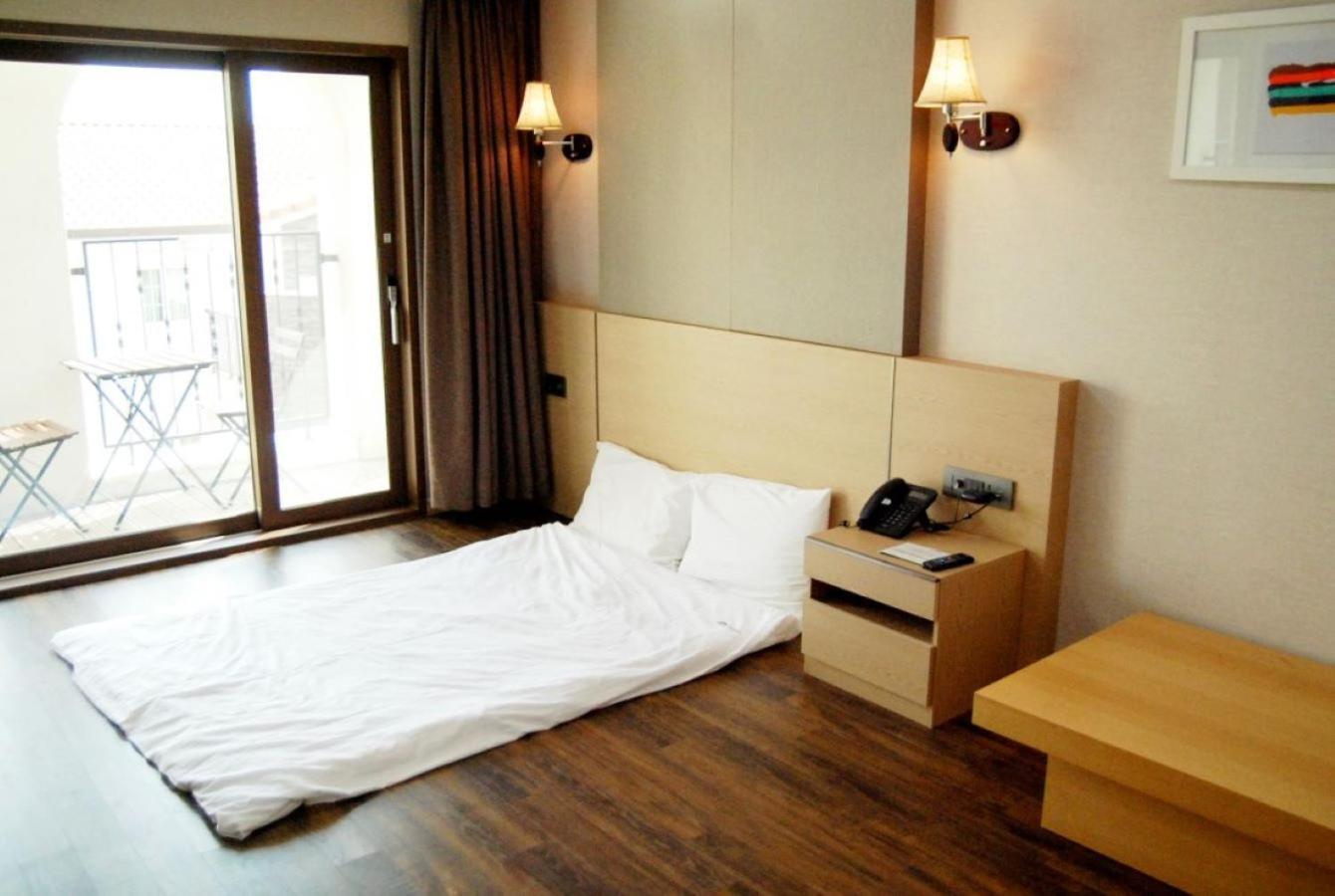 Hotel Thesoom Forest Йонгин Екстериор снимка